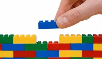 La Universidad de Cambridge busca un profesor de Lego