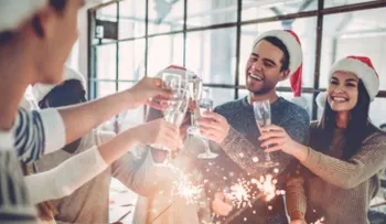 Cómo organizar intercambios navideños temáticos: 10 ideas
