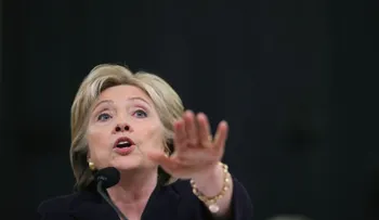 Acaloradas discusiones dominan audiencia de Hillary Clinton sobre Bengasi