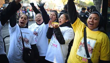 El papa Francisco inicia su primer día de actividades en México