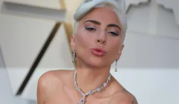 Lady Gaga pospone el lanzamiento de su nuevo disco por el coronavirus