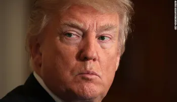 Trump dice que consideró "esto de Rusia" antes de despedir a Comey
