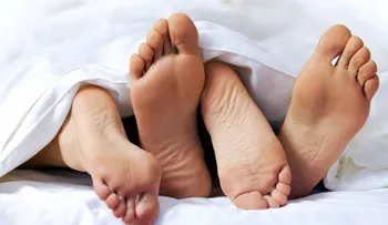 Suspenden estudio de anticonceptivo masculino altamente efectivo por efectos secundarios