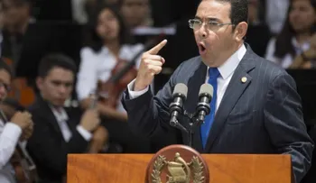 Congreso de Guatemala aprueba Ley que exculpa a Jimmy Morales de acusación por enriquecimiento ilicito