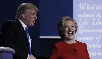 Clinton y Trump se preparan para un arriesgado segundo debate este domingo