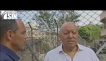 Enfermera se tira de 7mo piso, se salva, pero cae encima de médica y la mata 