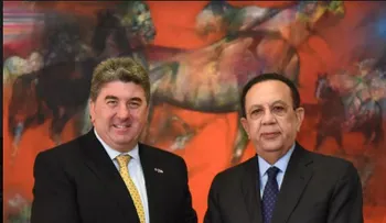 Gobernador Valdez Albizu recibe al Embajador del Reino Unido