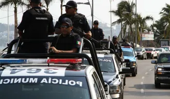 Asesinan a tres policías turísticos en el balneario mexicano de La Paz
