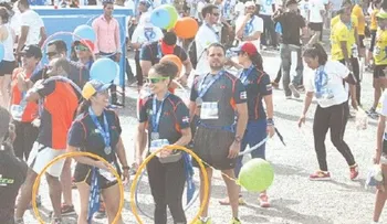 Miles participan en maratón contra diabetes 