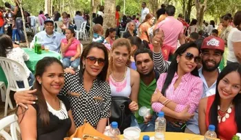Celebran octavo "Abrazo sabanetero" en el Jardín Botánico