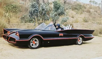 ¡Rayos y centellas Batman! Dale un vistazo a estos increíbles autos de película