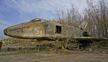 El extraño prototipo en decadencia del transbordador espacial secreto de la URSS