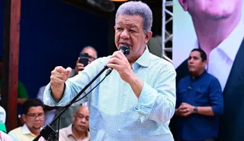 Leonel critica apagones y dice Gobierno no continuó proyecto de 24 horas