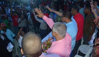 Modesto Guzmán juramenta nuevos miembros del PRSC en Los Alcarrizos