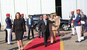 Danilo Medina regresa de su viaje a Florida, donde se reunió con Trump 