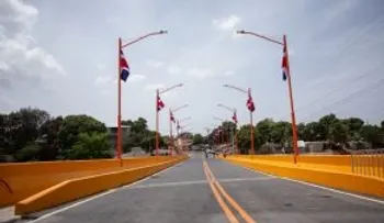 Abinader inaugura puente Los Hierros y campo de béisbol en Peravia y anuncia avances de la presa La Gina
