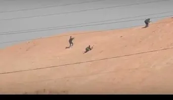 Terroristas del EI  graban cómo son alcanzados por un bombardero B-52 