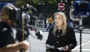 Casa Blanca retira a CNN la asignación del grupo de televisión en medio de creciente veto a la prensa