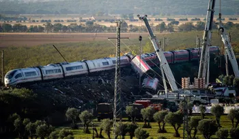 Informe inicial sobre el choque de trenes en Urda apunta a una cadena de fallos sin que operaran las barreras de protección