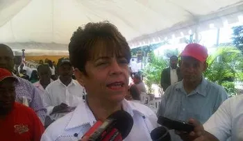 Alcaldesa de Sabana Grande de Boyá dice no cuenta con recursos para asfaltar las calles