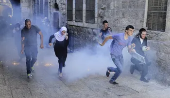 Jerusalén: palestinos arrojaron piedras contra israelíes en la Explanada de las Mezquitas