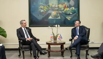 Presidente Abinader y mandatario electo de Costa Rica se reúnen previo a toma de posesión