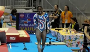 Gimnasta Yamilet Peña conquista plata en Juegos Panamericanos