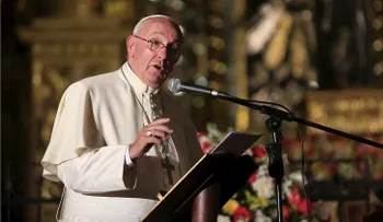 El papa Francisco relata en su nuevo libro su "relación especial" con los reos