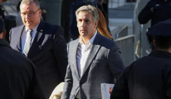 Michael Cohen, el ex abogado de Trump, de 'rata' a entrevistador de radio tras hacer las paces
