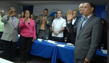 Abinader informa crece flujo perredeístas respaldan su candidatura y al PRM                  