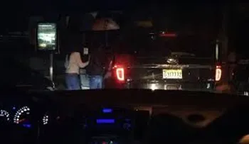 PN apresa mujer que hizo disparos al aire en vía