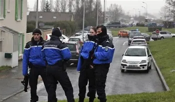 Policía reporta otra toma de rehenes en París