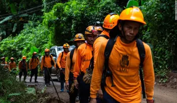 Por qué no podemos dejar de ver el rescate de los niños atrapados en la cueva de Tailandia