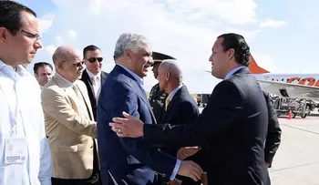 Canciller Miguel Vargas llegó a Venezuela para la Cumbre de la MNOAL