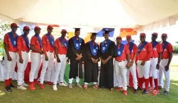  CENAPEC y Academia Phillies gradúan de bachiller a 7 prospectos de béisbol