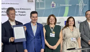 RD firma declaración en COP30 para descarbonizar el transporte