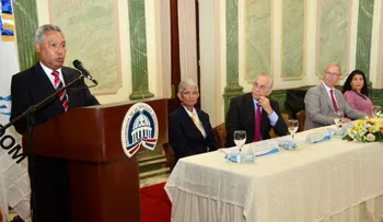  Ministro de Economía discute en Washington alianza estratégica del BM y FMI para RD 