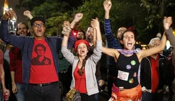 Se alarga el debate sobre el futuro de Dilma