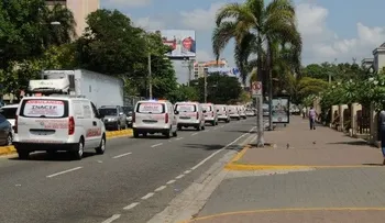 Procuraduría entrega 10 ambulancias al INACIF para fortalecer sistema 9-1-1  