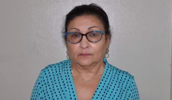Apresan maestra que contrabandeaba drogas en libros