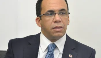 Canciller Navarro aboga por esfuerzo conjunto y voluntad política para enfrentar problemas comunes de desastres y riesgos que amenazan la reunión