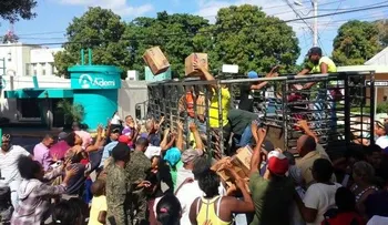Al menos tres mujeres lesionadas, tras desórdenes en reparto de cajas navideñas 