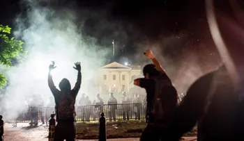 Sigue la violencia en las calles de EEUU y Trump culpa a la extrema izquierda