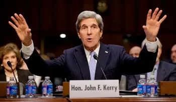 Kerry se queja de que hayan dejado salir a Snowden