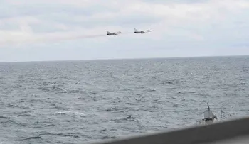 Aviones de combate rusos sobrevolaron barco de guerra de EE.UU. en el mar Negro