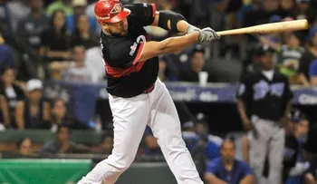 Los Leones ganan segundo en línea a los Tigres; Paulino da el hit de oro