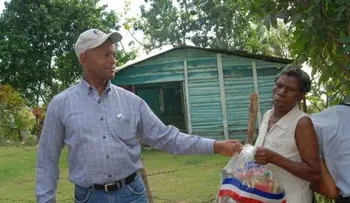 Realizan jornada de reparto de raciones alimenticias en Yamasá
