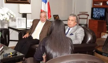 Cónsul de RD en NY evita deportación de tres mujeres