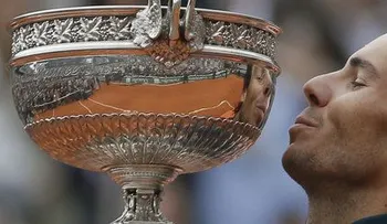 Nadal lamenta publicara â??muerteâ? Nelson Mandela por error