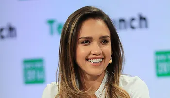 La actriz Jessica Alba recibirá un premio por su labor empresarial